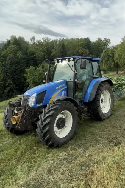 New Holland TL80A