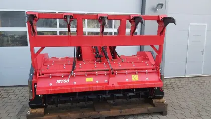 AHWI Prinoth UZM700