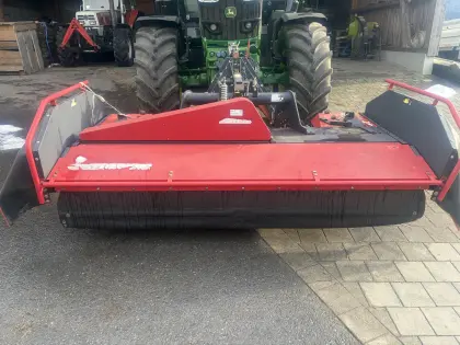 Frontmähwerk JF Stoll