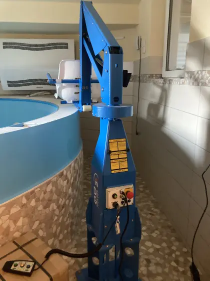 Poollift für Behinderte, neuwertig