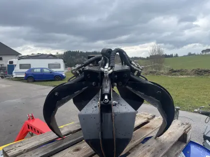 Mehrschalengreifer, Schrottgreifer, Polygreifer