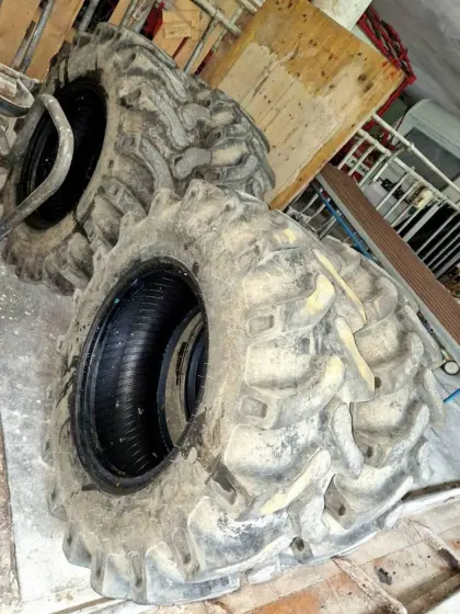 Radlader-, Teleskopladerreifen