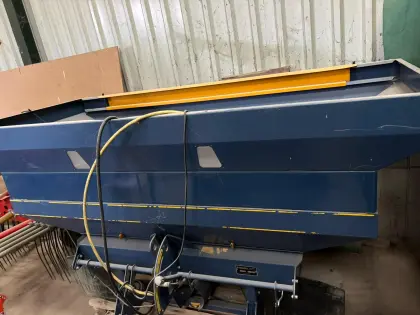 Düngerstreuer Bogballe M1