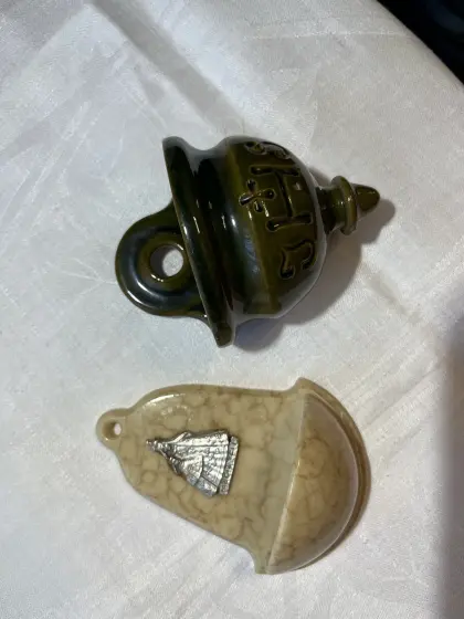 Konvolut Madonnen, Engel, Kreuze, Weihwasserbrunnen