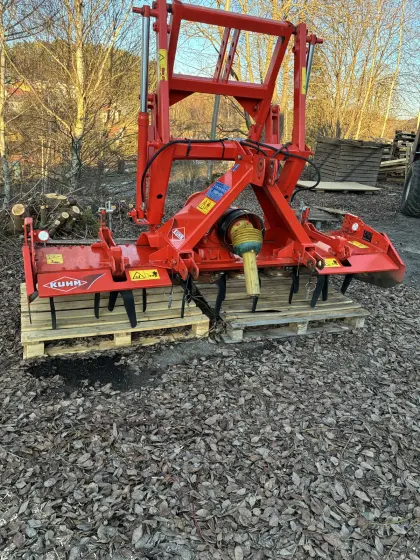 Verkaufe Kuhn Kreiselegge HRB 252
