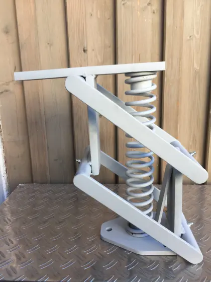 Eicher Schlüter Sitzgestell