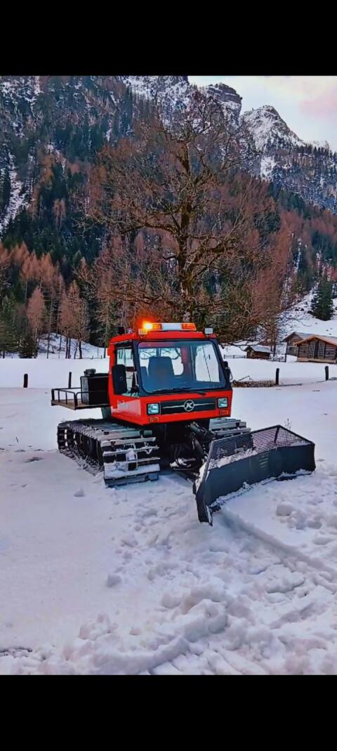 Pistenraupe Pistenbully Pistengerät