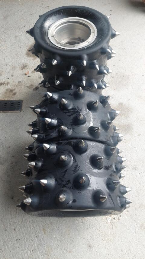 Teratec LS Grip Bereifung 330/55-12