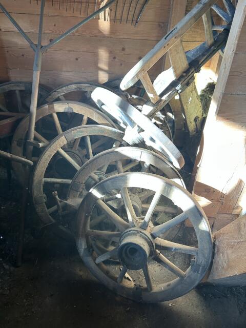 Wagenräder aus Holz