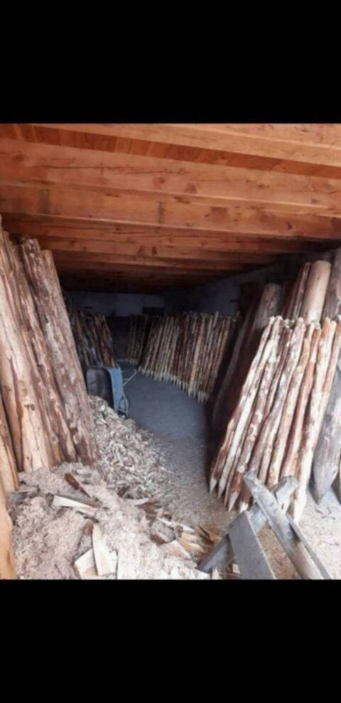 Zaunstecken, Zaunpfähle, Weidepfähle