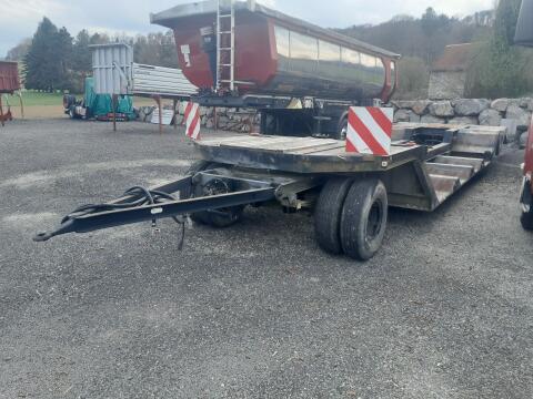 Tiefbett-Tieflader für Harvester und Forwarder