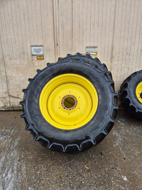 Pflegebereifung Komplett John Deere 600/65R38