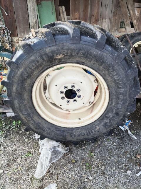 Bereifung mit Felgen für Lamborghini 674-70