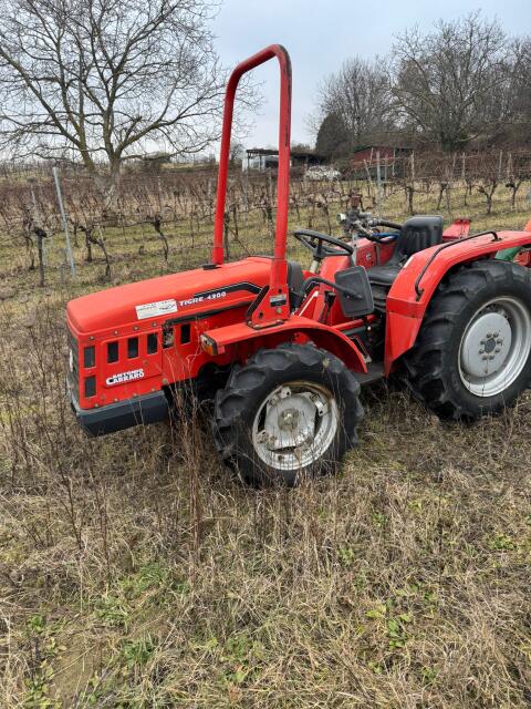 Antonio Carraro Tigre Country 4300 inkl. Weingartenspritze