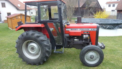 Massey Ferguson 230