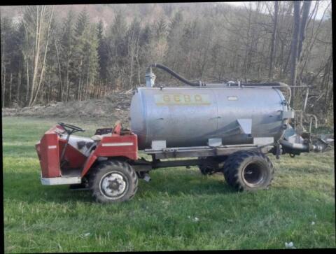 Muli T3500 S4 mit Aufbau-Güllefass