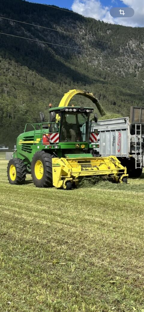 John Deere 7350
