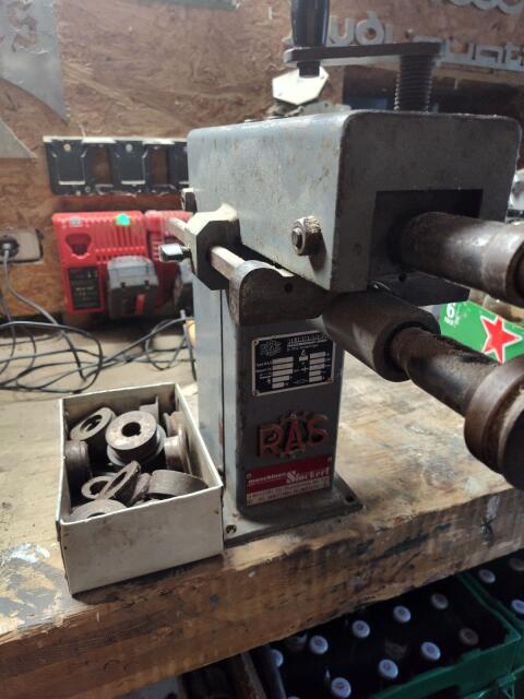 RAS Sickenmaschine