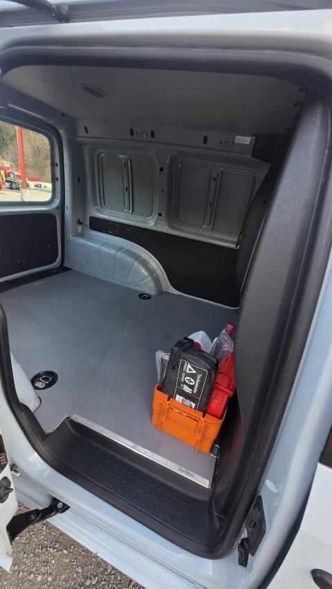 VW Caddy
