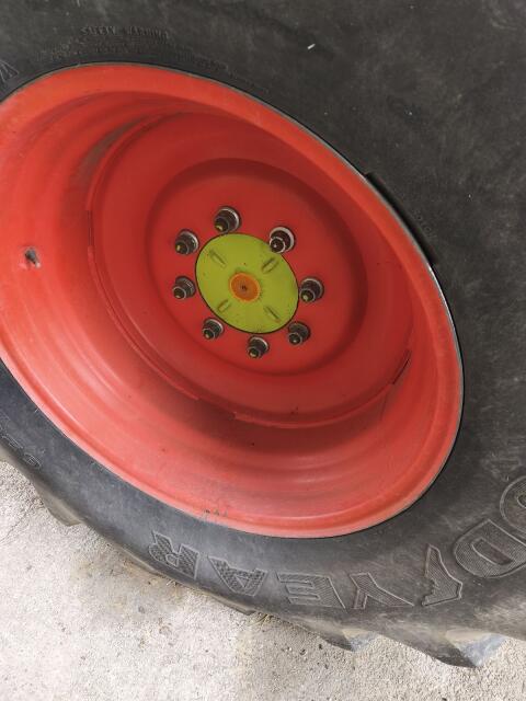 Felgen für Claas Mähdrescher