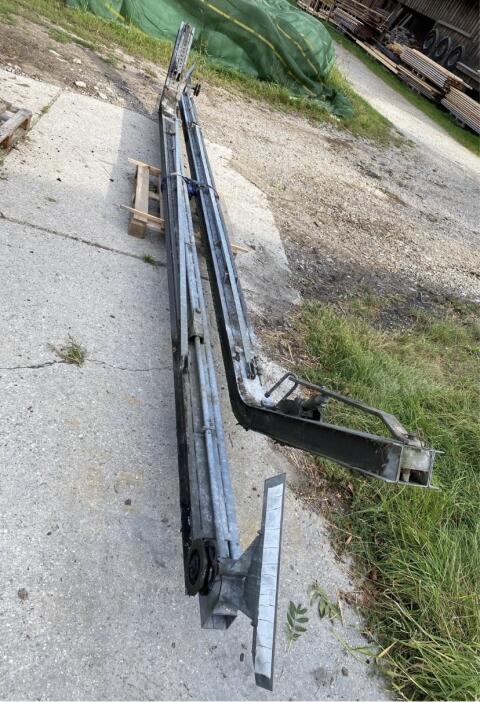 Wölfleder Hochförderer Schubstangenentmistung