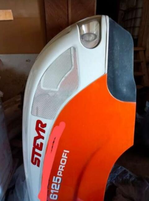 Verkaufe Motorhaube für Steyr Profi 6 Zylinder