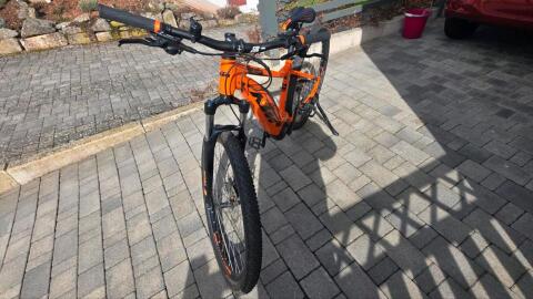 Fahrrad KTM-E-Mountainbike.