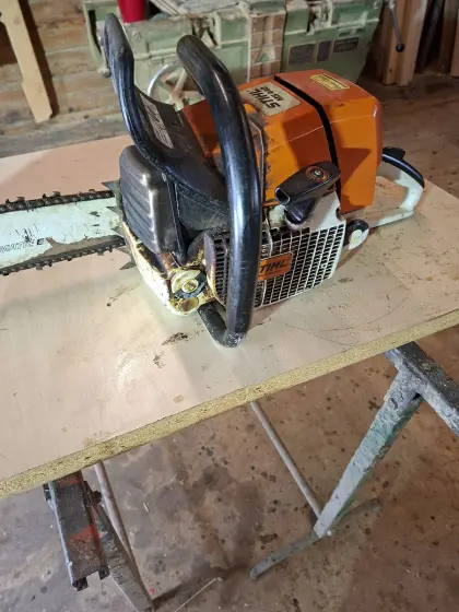 Stihl Motorsäge MS 440