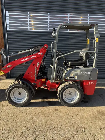 Weidemann 1140, Hoflader, Hoftrak