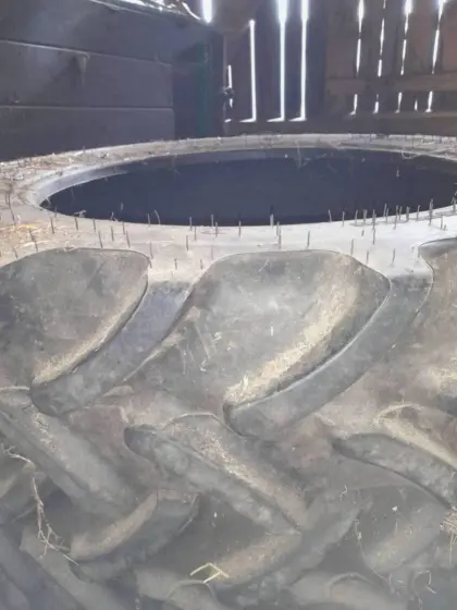 Verkaufe 2 Stk. 250/85 R28 Firestone Reifen