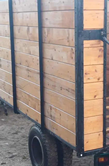 Viehanhänger, stabil, guter Zustand