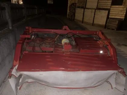 Frontmähwerk Ersatzteilspender