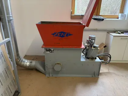 Zeno ZTLL Hacker/Zerkleinerer