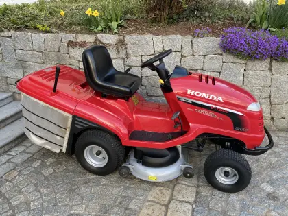 Honda Rasentraktor HF2417HME