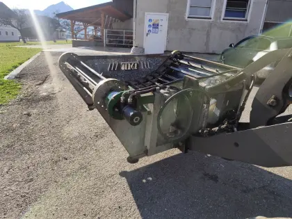 TMB Rundballenabroller