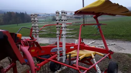 Pöttinger 421 Schwader