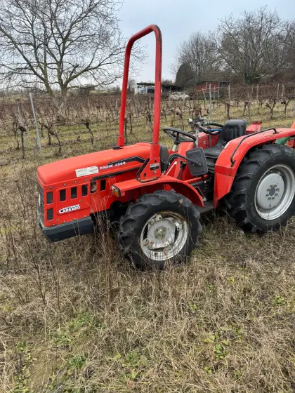 Antonio Carraro Tigre Country 4300 inkl. Weingartenspritze