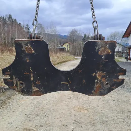 Hauer Schneepflugplatte/Kommunalplatte