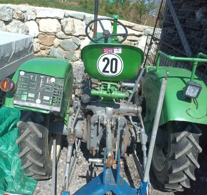 Steyr Traktor Typ 80