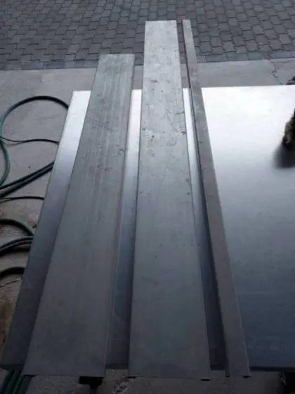 Regalfächer, Profilbleche