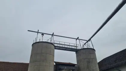 Silokranbahn, Silosteg, Blasleitung