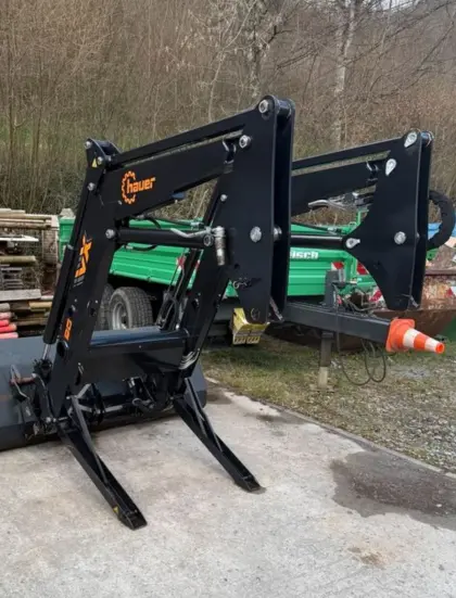 Hauer-Frontlader VX 90