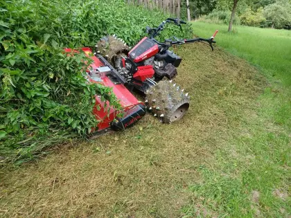 Mulcharbeiten, Mäharbeiten