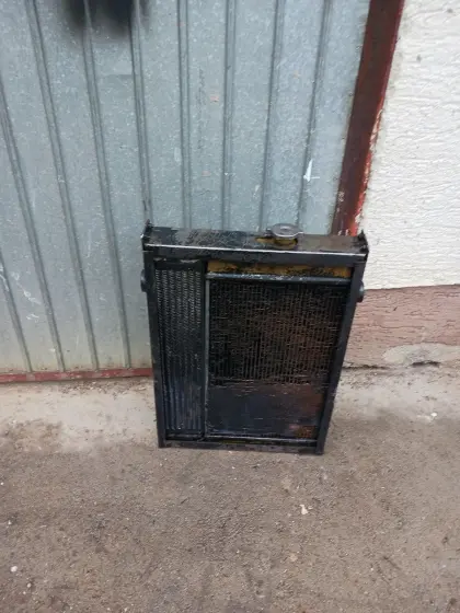 Verkaufe Kühler von Weidemann 1230 P22