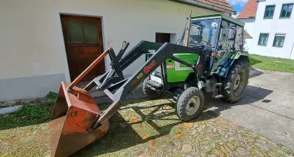 Traktor DEUTZ-FAHR Typ D1067S (DX3.50 S)