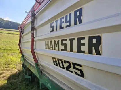 Ladewagen Steyr Hamster 8025