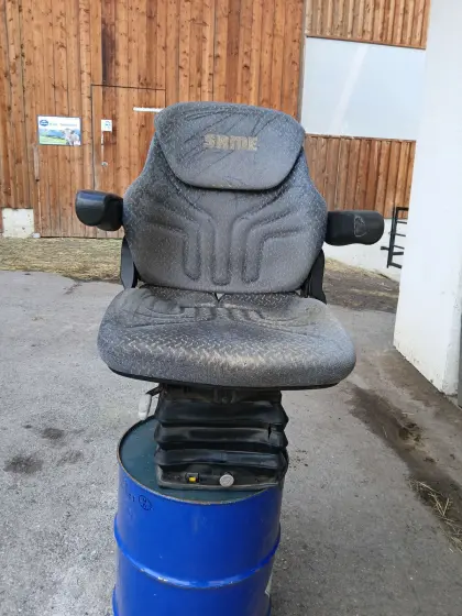 Traktorsitz luftgefedert