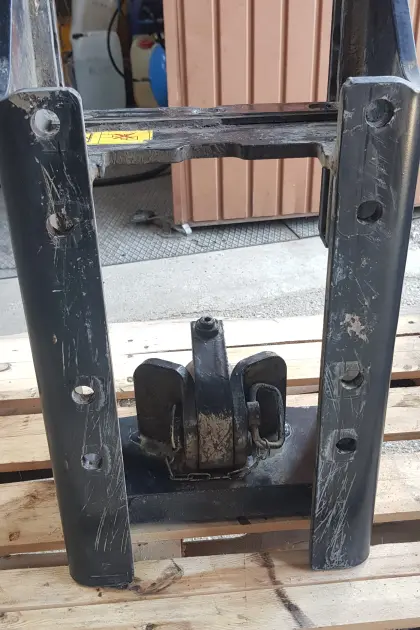 Lagerbock - Schlitten K80 - fix, CASE, STEYR, NH