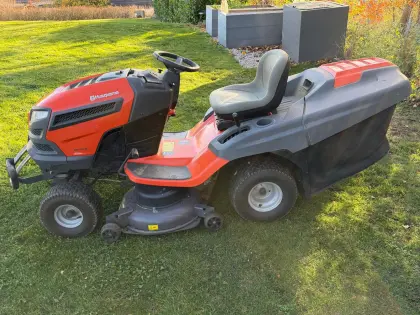 Husqvarna CTH224T Rasentraktor top gepflegt mit el.