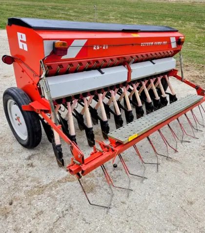 Reform Semo 100 2,5 m Exaktstriegel Fahrgassenschaltung